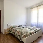 For 6 People In A Natural Area - Residential Hillside Neighborhood In - 15 Minutes From The Train Station - Val Di Vara And Cinque Terre Hiking Trails * 라스페치아