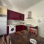 For 6 People In A Natural Area - Residential Hillside Neighborhood In - 15 Minutes From The Train Station - Val Di Vara And Cinque Terre Hiking Trails 아파트 라스페치아