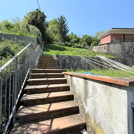 Per 6 Persone Nella Natura - Zona Collinare Residenziale - 15 Minuti Dalla Stazione - Val Di Vara Trekking 5 Terre *