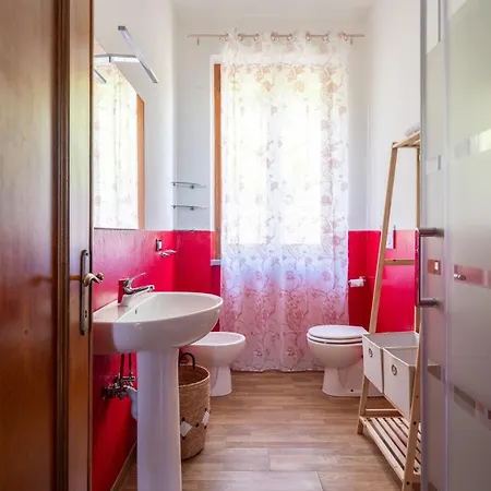 Apartment Per 6 Persone Nella Natura - Zona Collinare Residenziale - 15 Minuti Dalla Stazione - Val Di Vara Trekking 5 Terre