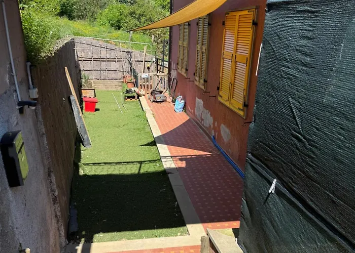 Apartment Per 6 Persone Nella Natura - Zona Collinare Residenziale - 15 Minuti Dalla Stazione - Val Di Vara Trekking 5 Terre *