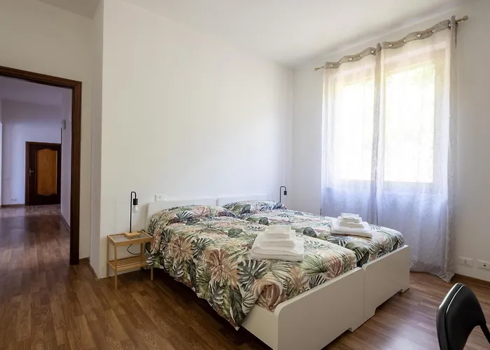 Per 6 Persone Nella Natura - Zona Collinare Residenziale - 15 Minuti Dalla Stazione - Val Di Vara Trekking 5 Terre * La Spezia