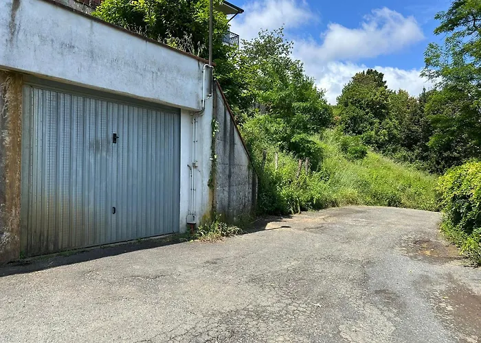 Per 6 Persone Nella Natura - Zona Collinare Residenziale - 15 Minuti Dalla Stazione - Val Di Vara Trekking 5 Terre La Spezia